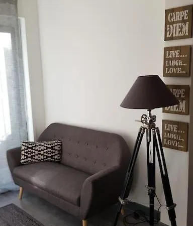 T1 Bis Climatimatise -agosta Plage- 10 Min A Pied Apartament Albitreccia